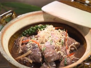 Bắp Bò Om Gừng Sả - Món Ăn Ngon Mỗi Ngày