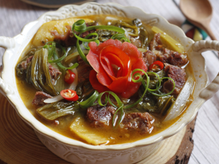 Canh Bò Hầm Dưa Chua Món Ăn Giải Nhiệt Mùa Hè