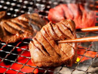 Lưỡi Bò Nướng Sốt Tỏi - Thử Thách Vị Giác Với Món Ăn Độc Đáo